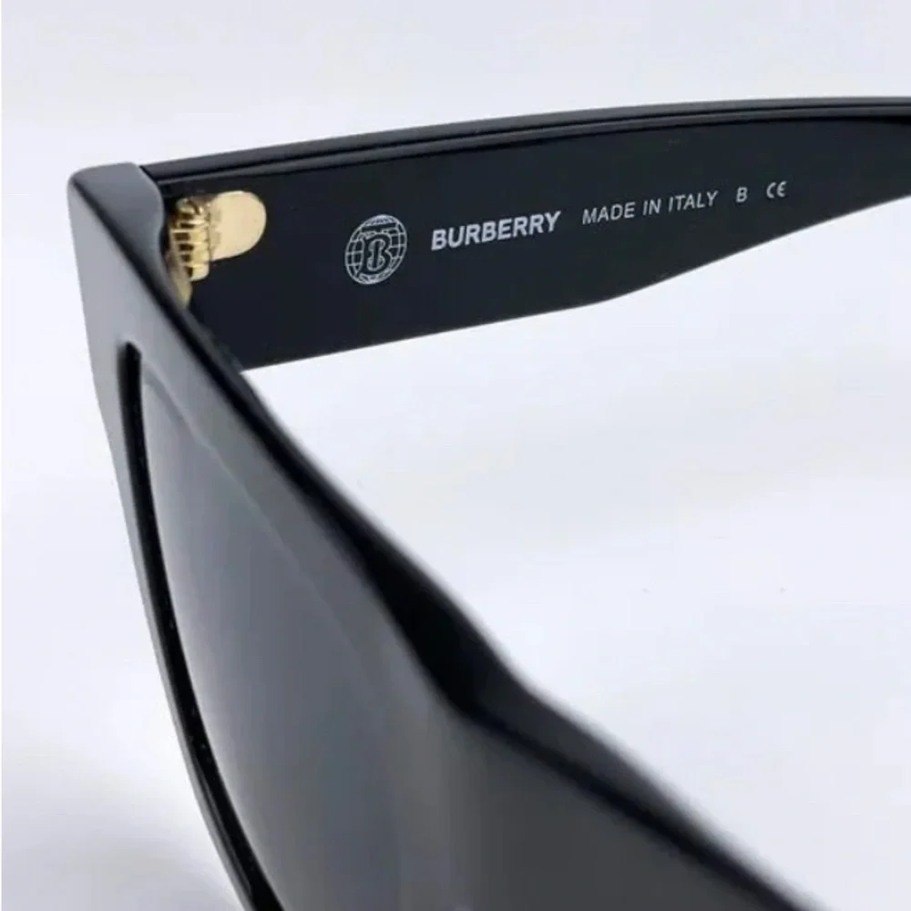 New - BURBERRY ERNEST BE4360 3993/87